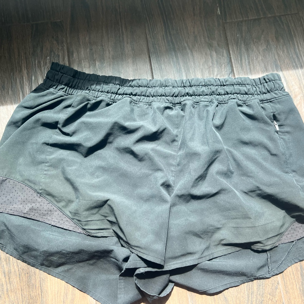 CALIA by Carrie Underwood Black Athletic Shorts Lightweight Comfort